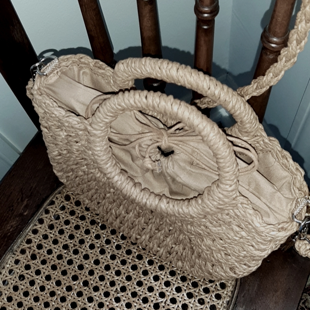 NEW Adorable Straw Bag - Picture 2 of 4